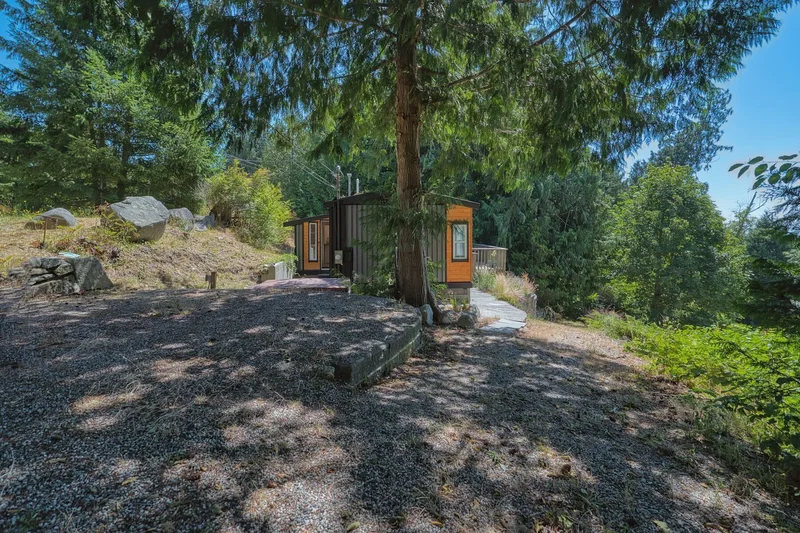 7949 Redrooffs Road, Halfmoon Bay, BC V7Z 1C6, Halfmoon Bay, British Columbia, Canada. - Photo 4