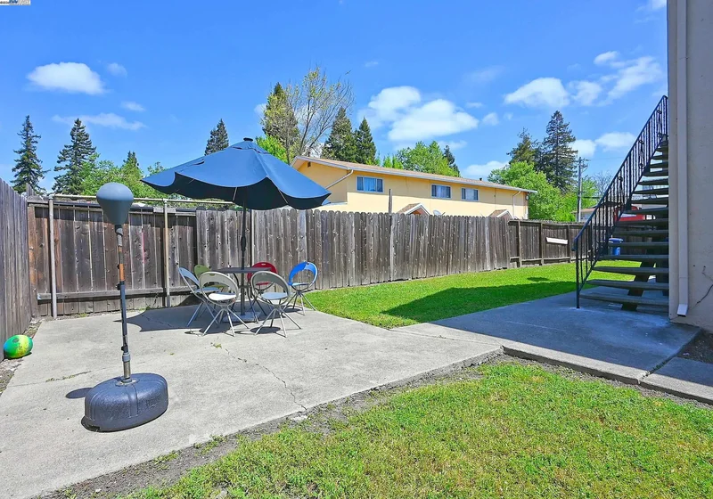26231 Gamboa St, Hayward, California, United States. - Photo 8