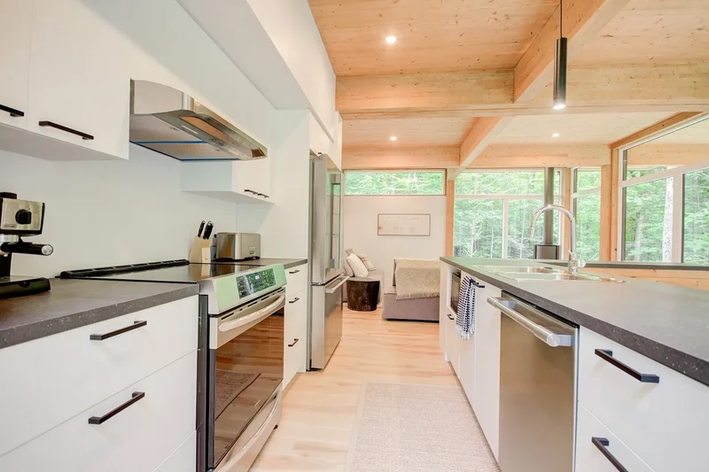 38 Ch. du Mont-Bear, Potton, QC J0E1X0, Potton, Quebec, Canada. - Photo 16