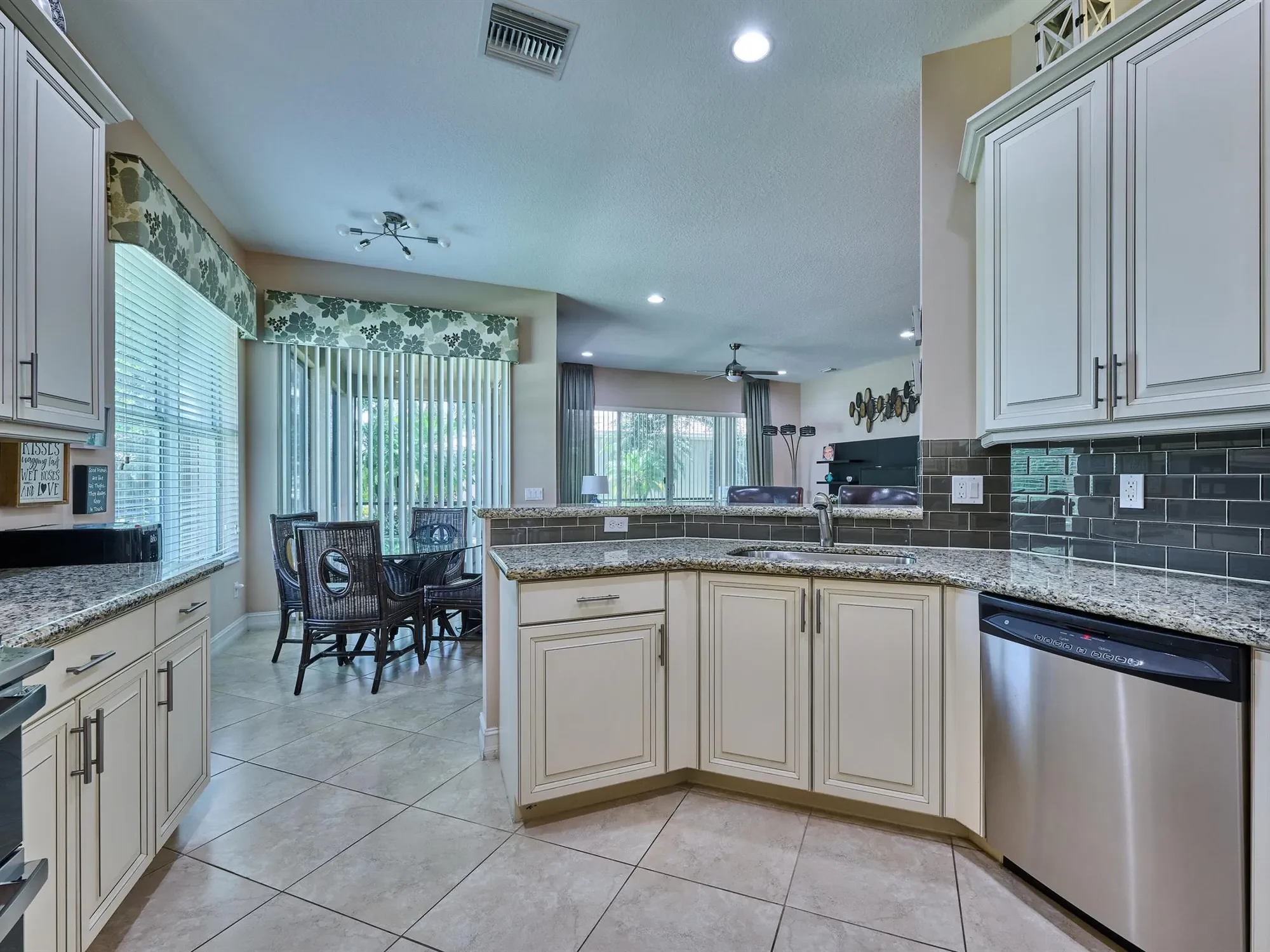 10807 Redlake Isle, Boynton Beach, Florida, United States. - Photo 34