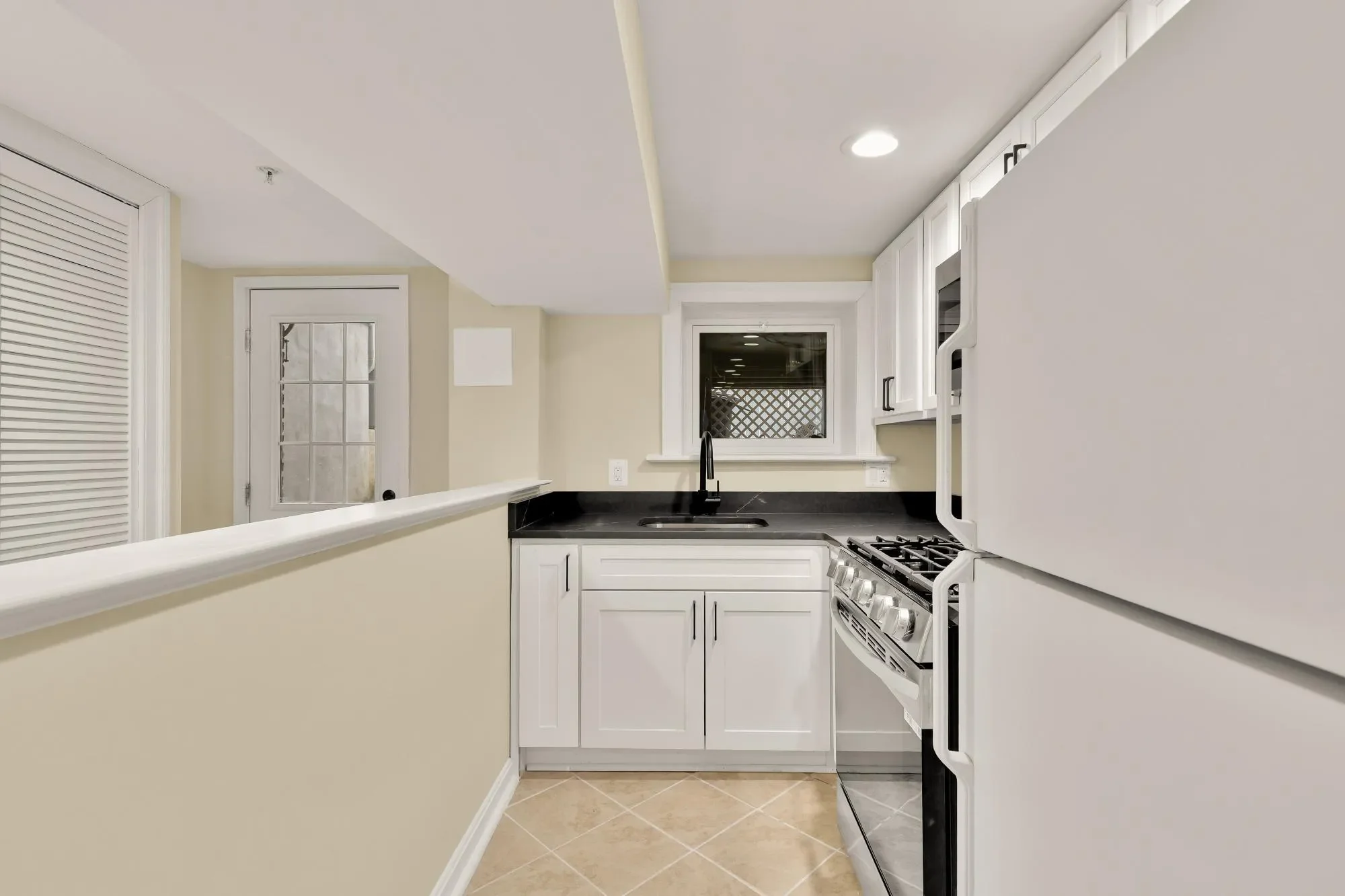 Gallery photo 6