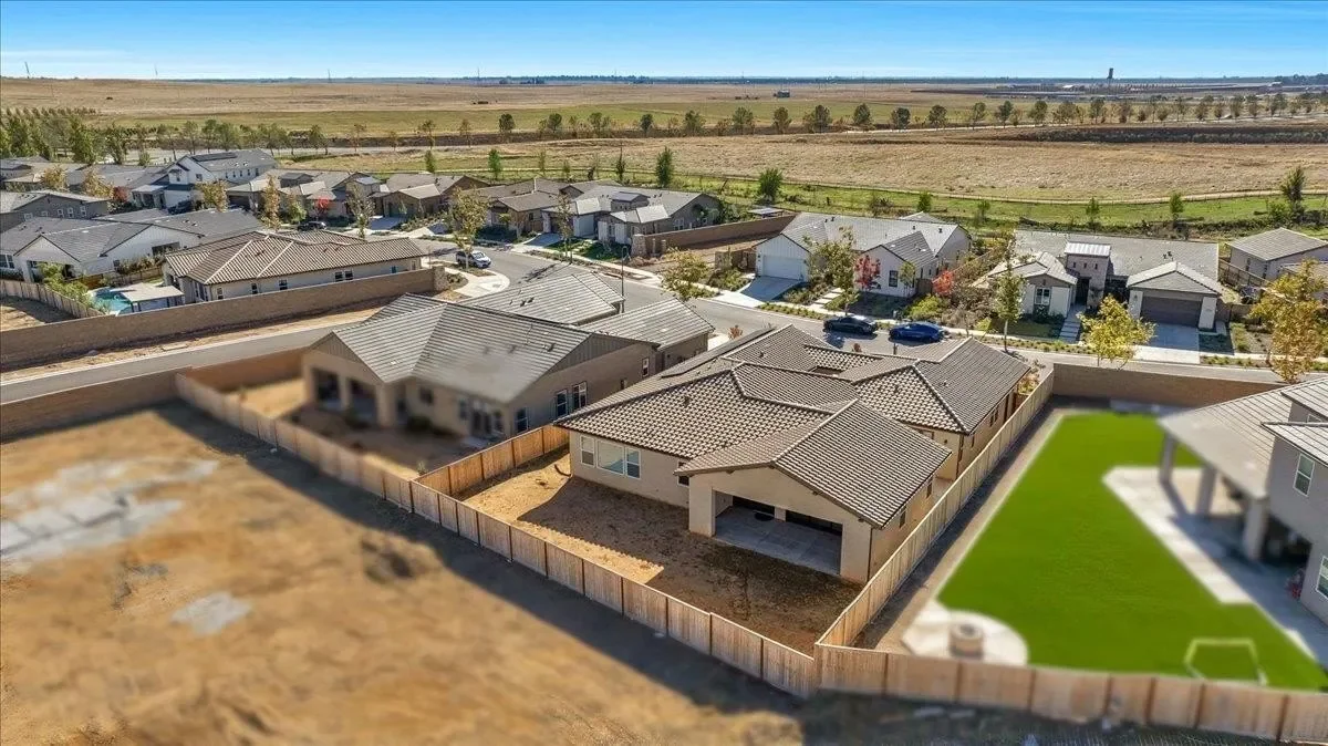 1023 Beaver Pond Loop, Madera, CA 93636, Madera, California, United States. - Photo 52