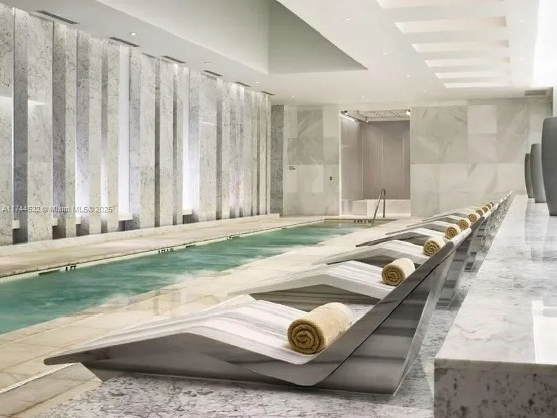 4401 COLLINS AV 1206, Miami Beach, Florida, United States. - Photo 51