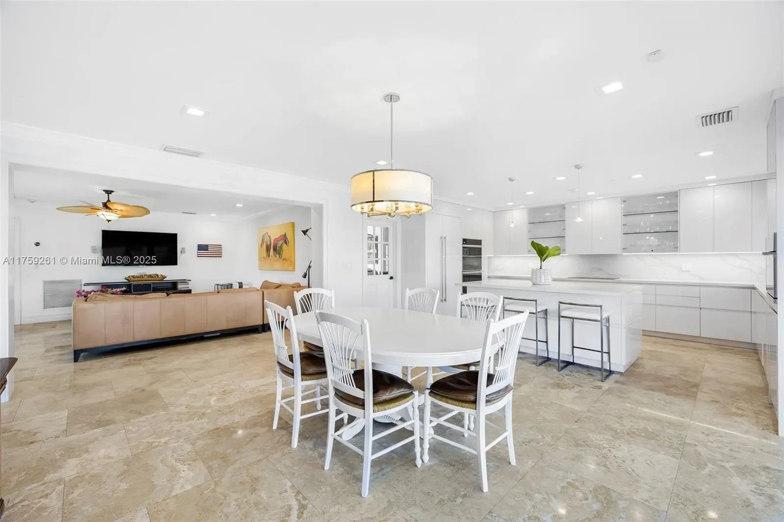 1117 Bella Vista Ave, Coral Gables, Florida, United States. - Photo 12