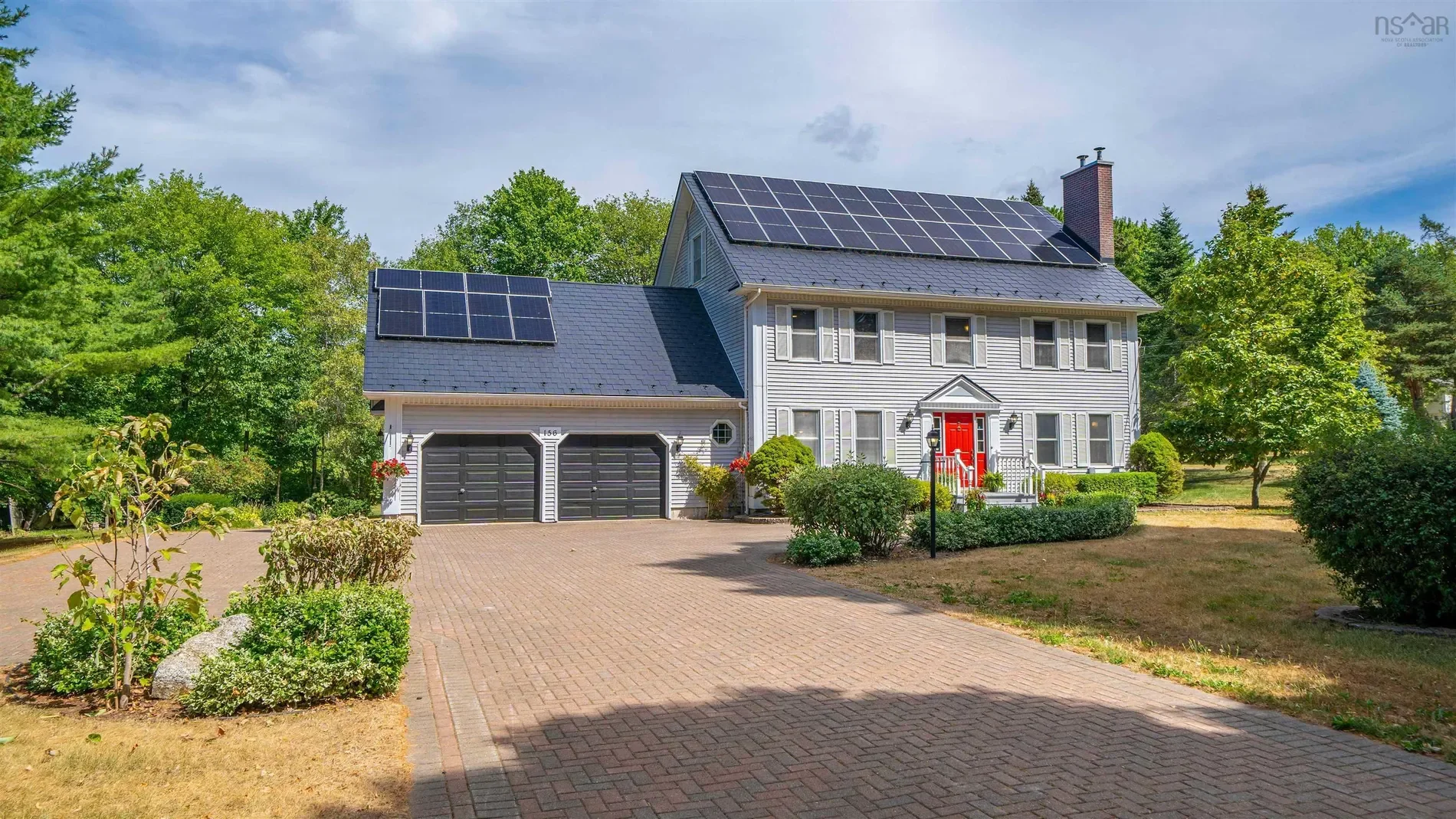 Exterior photo 4