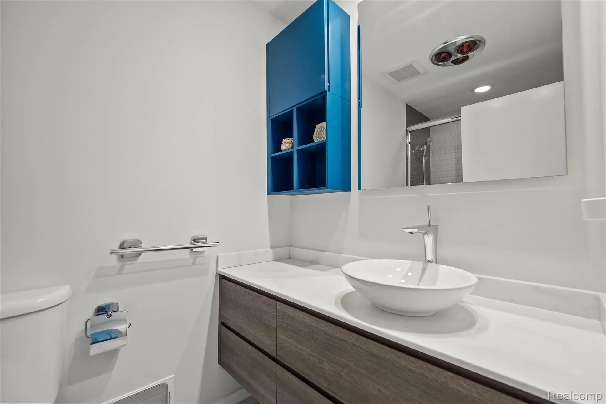 7371 Lindenmere Drive, Bloomfield Hills, MI 48301, Bloomfield Hills, Michigan, United States. - Photo 42