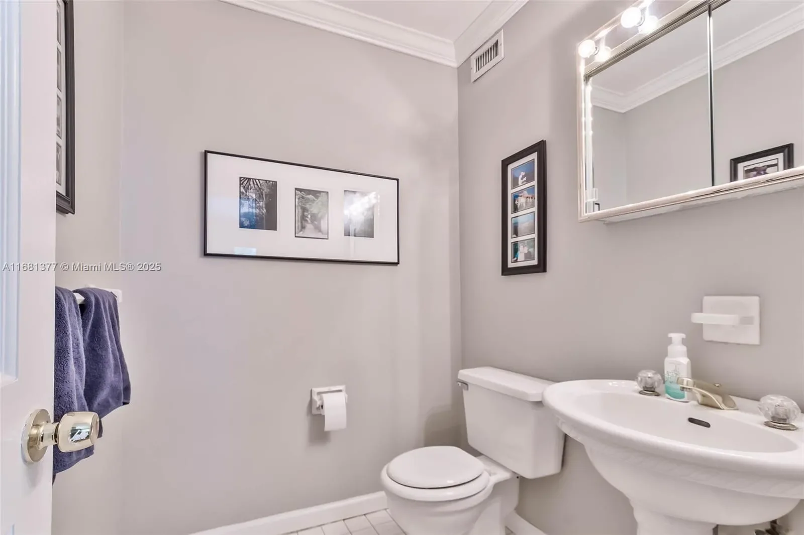 7901 SW 133rd St, Coral Gables, Florida, United States. - Photo 9