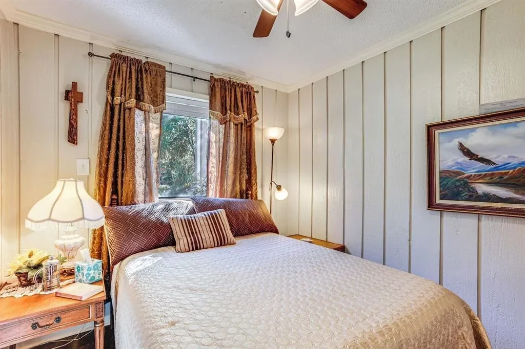 601 E Collard Street, Madisonville, Texas, United States. - Photo 20