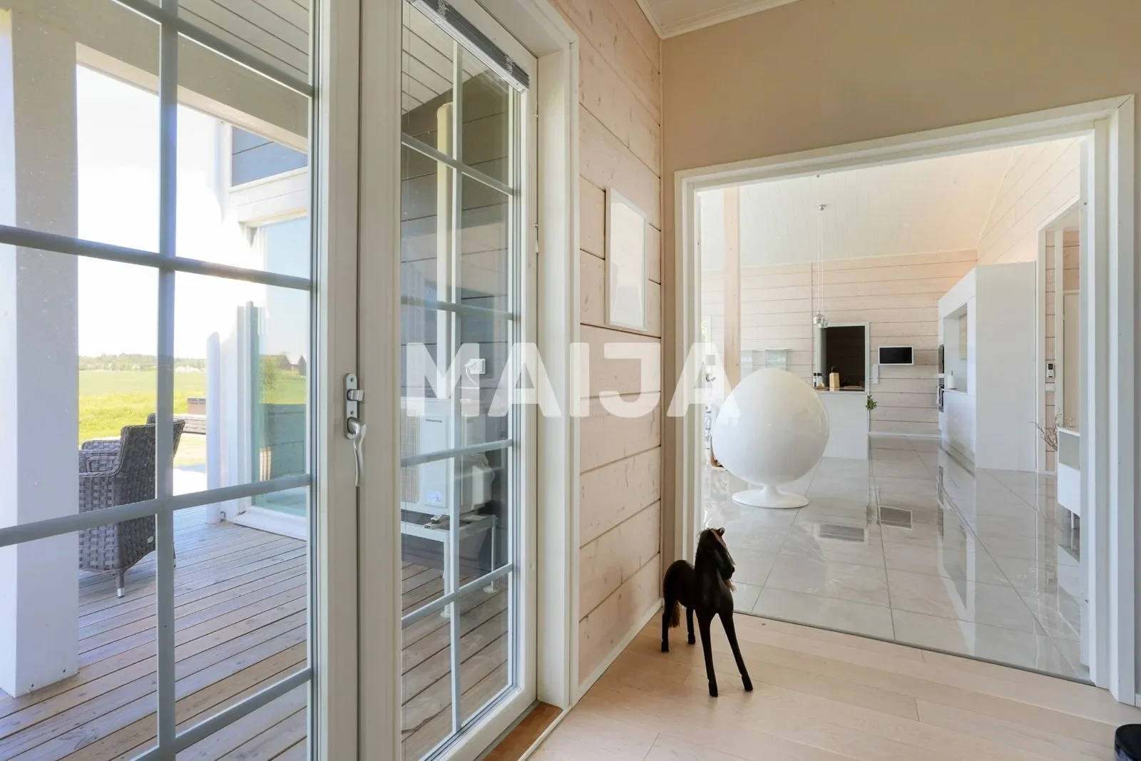 Gallery photo 8