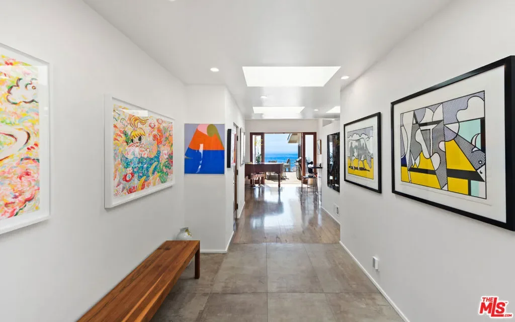 23018 Pacific Coast Highway, Malibu, California, United States. - Photo 24