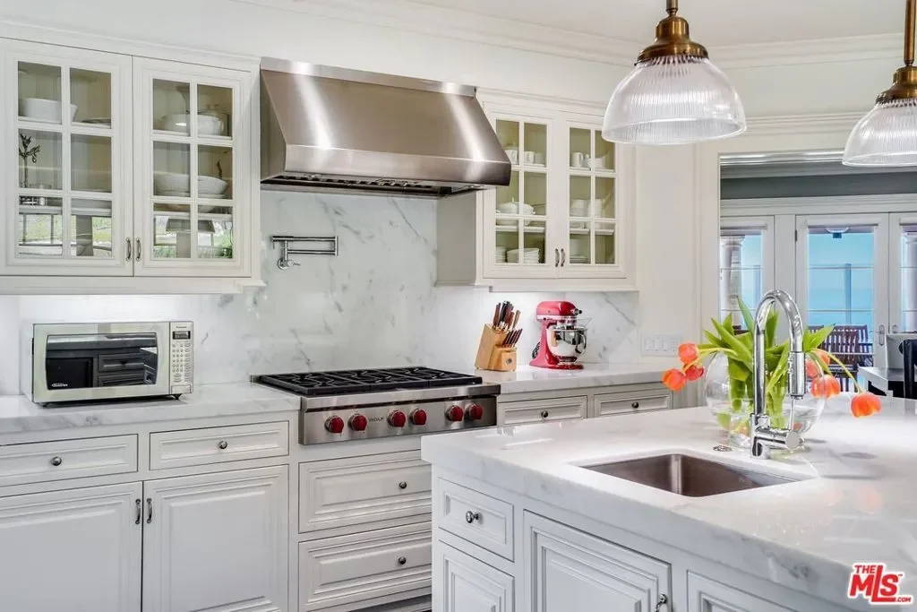 6277 Sea Star Drive, Malibu, California, United States. - Photo 24