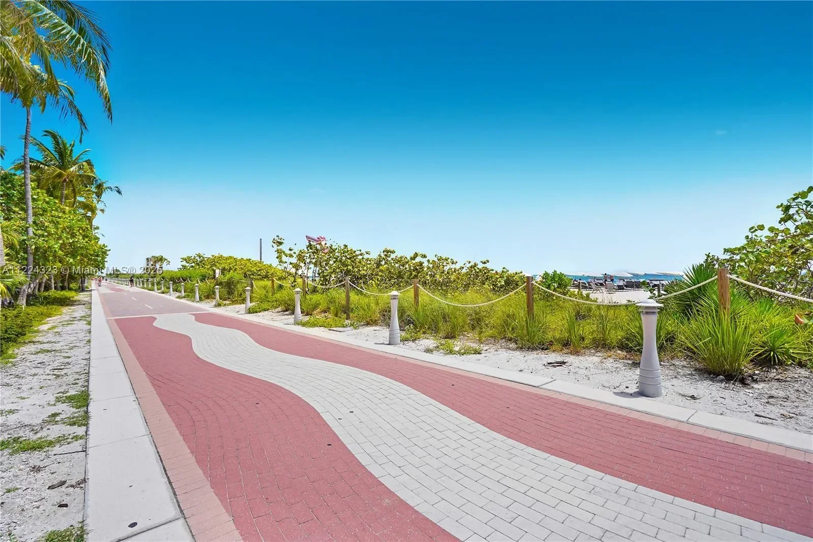 4401 COLLINS AV 2906/2908, Miami Beach, Florida, United States. - Photo 50