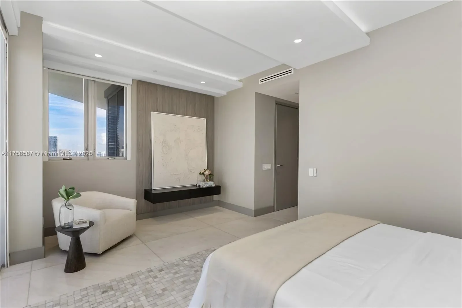 1300 Brickell Bay Dr, #4400, Miami, Florida, United States. - Photo 25