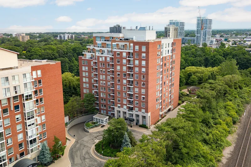 40 Old Mill Road  901, Oakville, ON L6J 7W2, Oakville, Ontario, Canada. - Photo 28