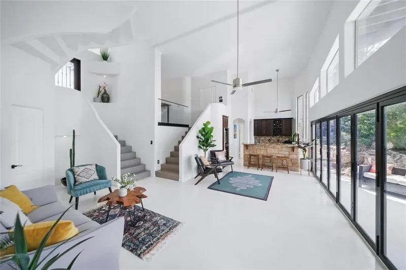 13902 Panorama DR, Austin, Texas, United States. - Photo 9