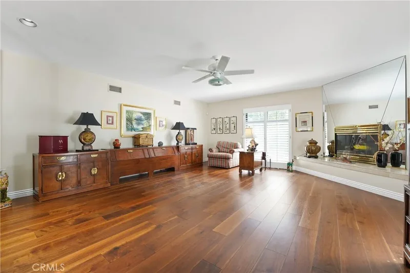 17654 Knapp, Northridge, CA 91325, Los Angeles, California, United States. - Photo 16