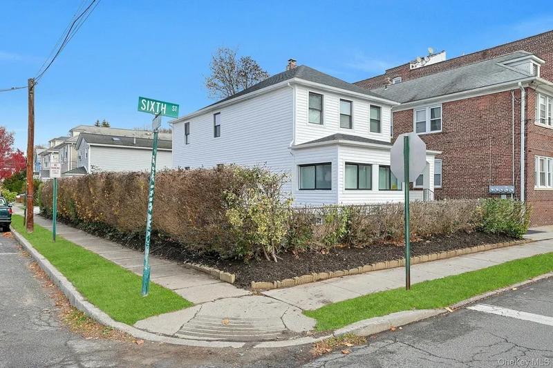 119 6th Street, Village of Pelham, New York, United States. - Photo 2