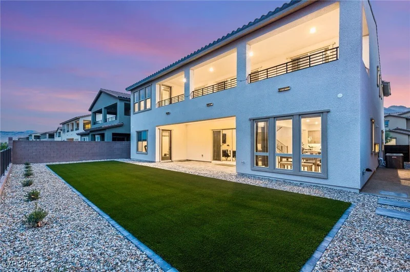 230 Cactus Sunrise Street, Las Vegas, Nevada, United States. - Photo 58