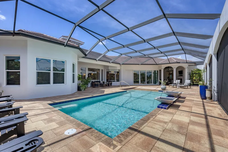 8009 Bounty Lane, Bradenton, FL 34202, Bradenton, Florida, United States. - Photo 85