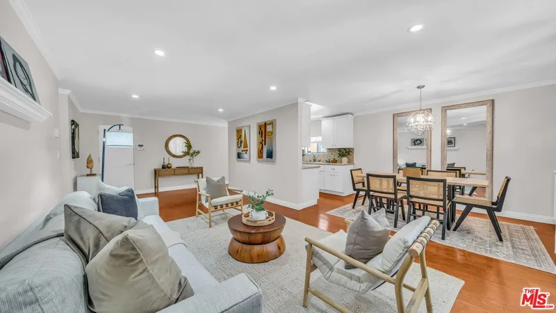 1130 9th St, Santa Monica, California, United States. - Photo 2