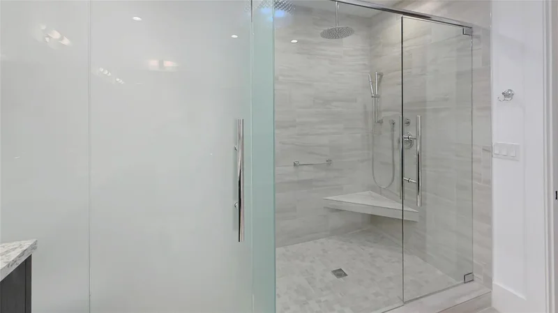 2770 NE 14th St 303, Fort Lauderdale, Florida, United States. - Photo 14