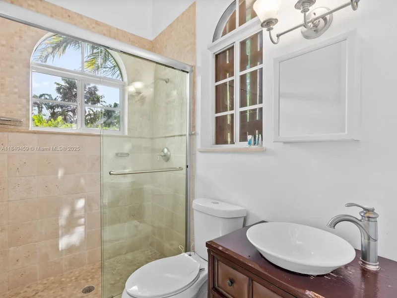1223 Jackson St, Hollywood, Florida, United States. - Photo 29