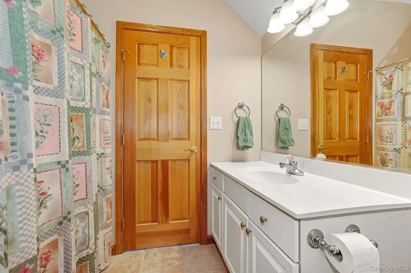 4 Hamlet Way, Hopewell Junction, New York, United States. - Photo 36