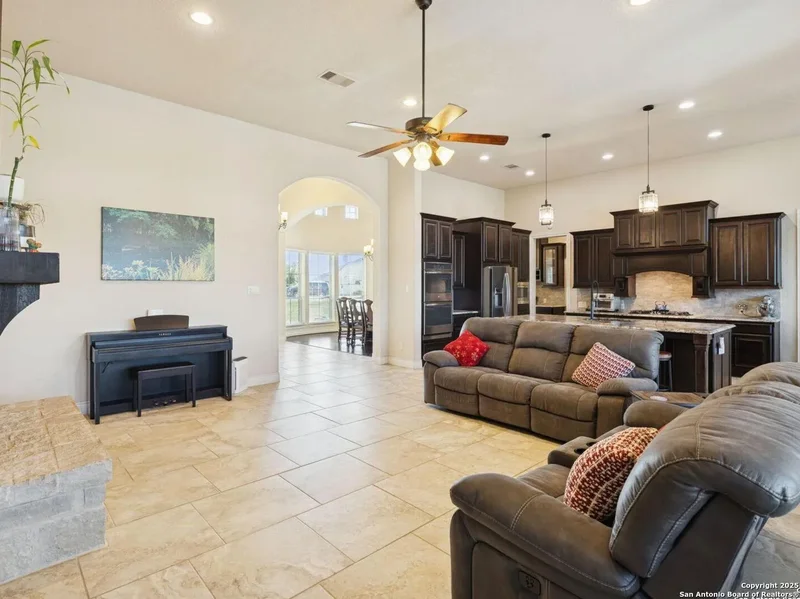1147 Sapling Spring, New Braunfels, TX 78132, New Braunfels, Texas, United States. - Photo 14