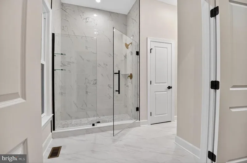 11600 BLUE RIDGE LN LANE, GREAT FALLS, VA 22066, Great Falls, Virginia, United States. - Photo 20
