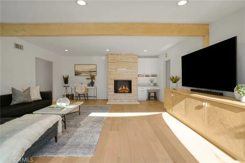 7221 Arizona Ave, Los Angeles, CA 90045, Los Angeles, California, United States. - Photo 22