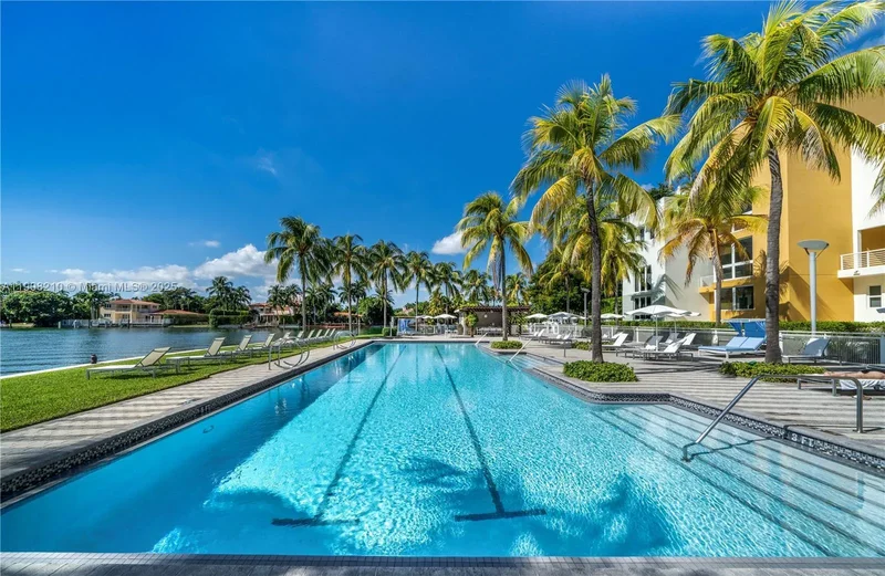 230 Water Way, Miami Beach, Florida, United States. - Photo 38