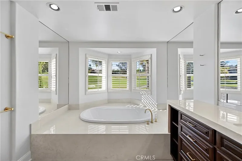 30981 Via Mirador, San Juan Capistrano, California, United States. - Photo 23