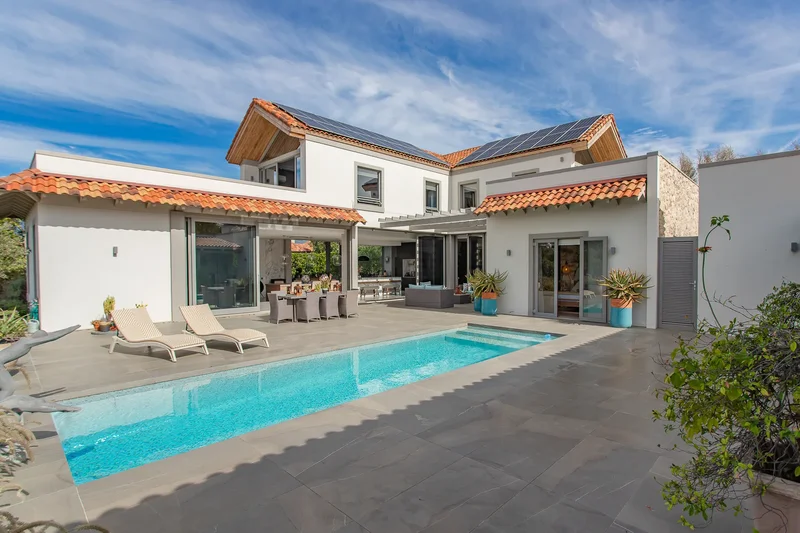 Paarl, Western Cape, South Africa. - Photo 15