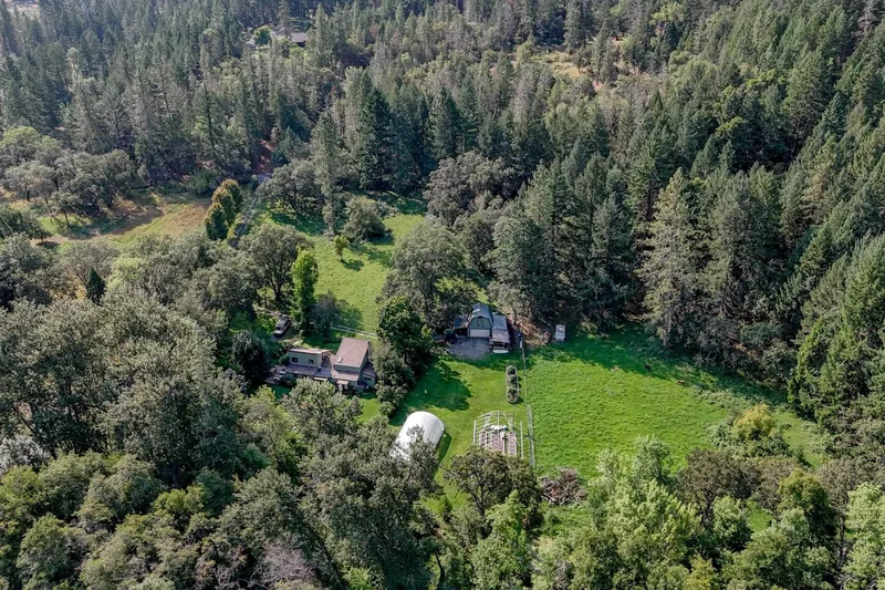 3950 Little Applegate Road , Jacksonville, OR 97530, Applegate, Oregon, United States. - Photo 44