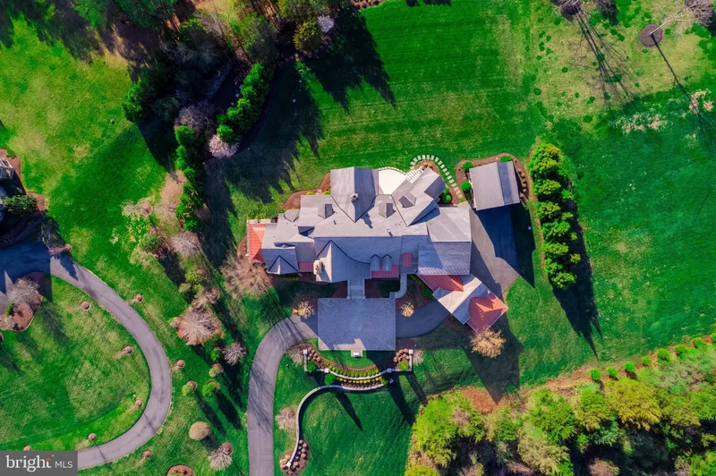 22577 Creighton Farms Drive , Leesburg, VA 20175, Leesburg, Virginia, United States. - Photo 85