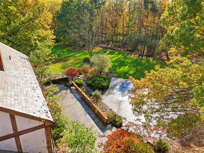 1029 Hillcreek Lane, Gates Mills, OH 44040, Gates Mills, Ohio, United States. - Photo 31
