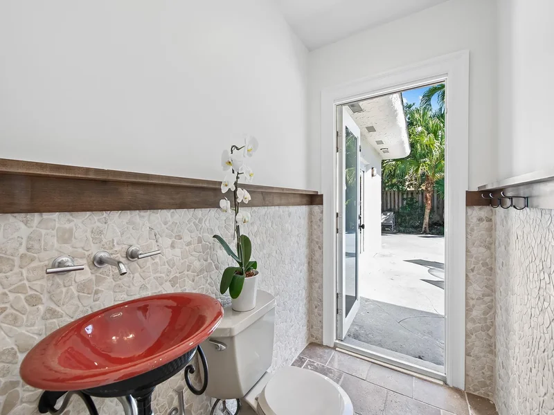 2709 NE 30th St, Fort Lauderdale, Florida, United States. - Photo 30
