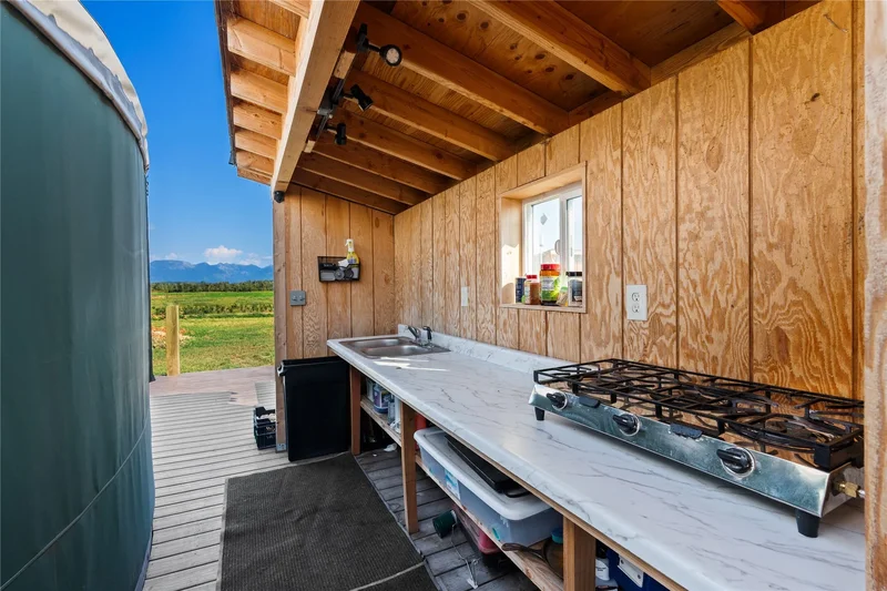 3943 Lower Valley Road, Kalispell, MT 59901, Kalispell, Montana, United States. - Photo 13