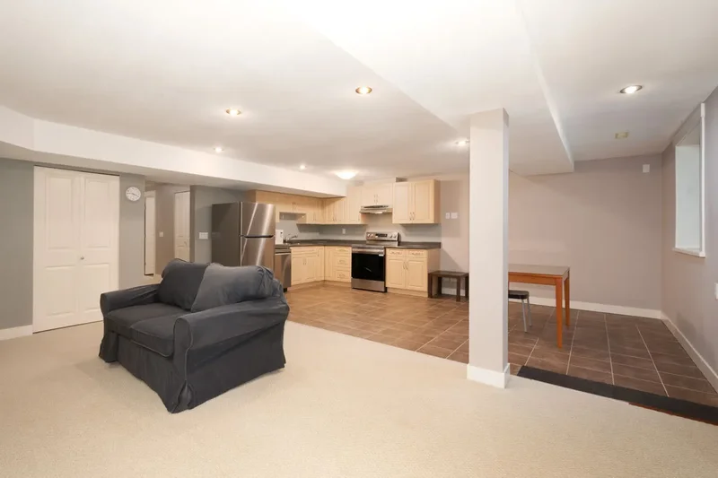 82 Cliffwood Dr, Port Moody, BC V3H 5M1, Canada, Port Moody, British Columbia, Canada. - Photo 24