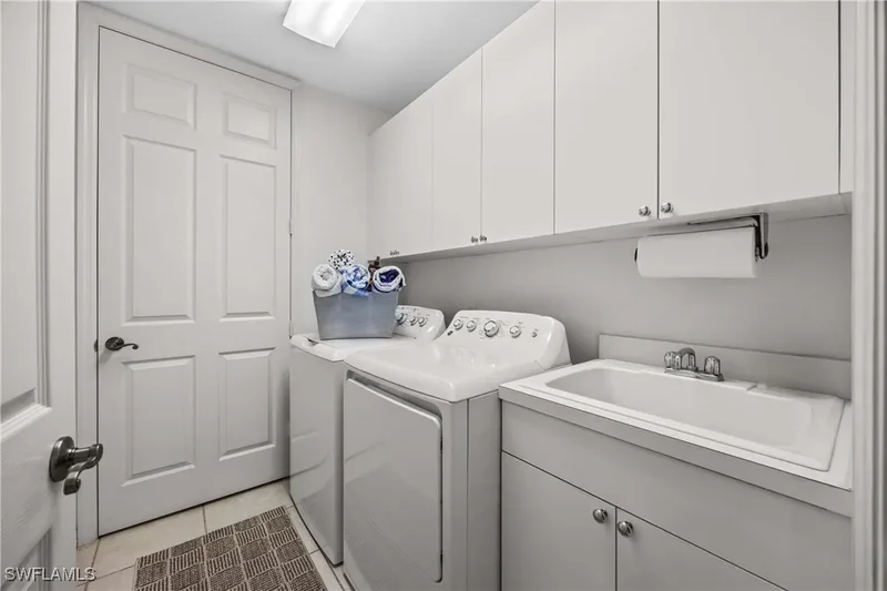 400 Flagship Drive 305, Naples, Florida, United States. - Photo 3