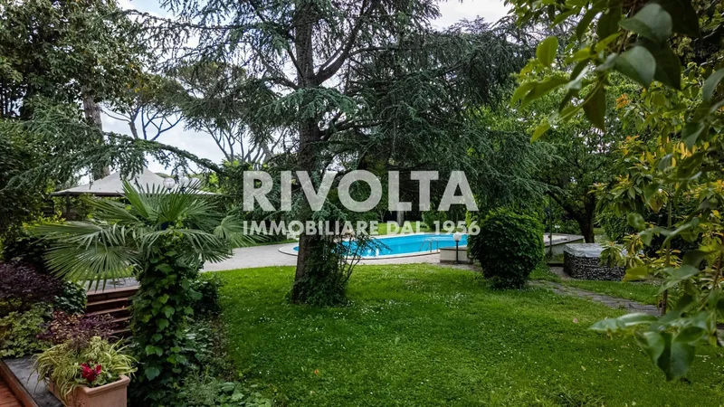 Roma Via Appia Pignatelli, Rome, Lazio, Italy. - Photo 23