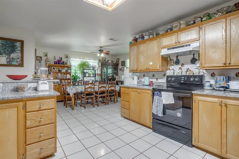 470 HCR 1439, Covington, TX 76636, Covington, Texas, United States. - Photo 15