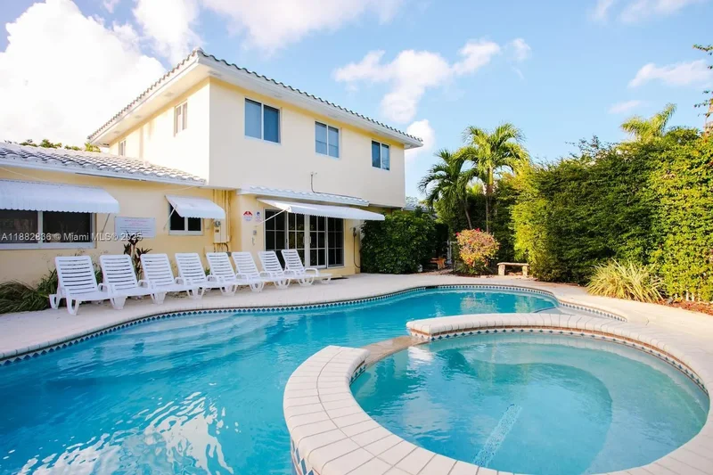 809 S 17th Ave, Hollywood, Florida, United States. - Photo 38