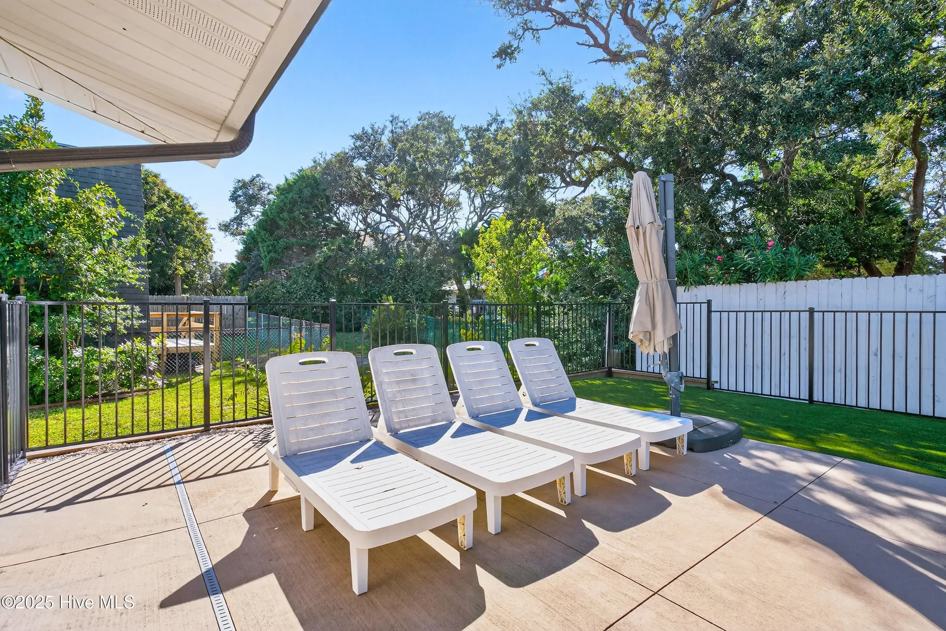 105 SE 53rd Street, Oak Island, North Carolina, United States. - Photo 57