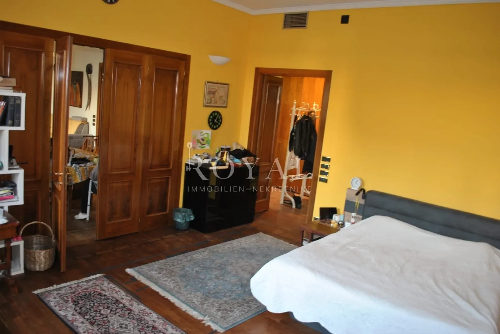 Gallery photo 10