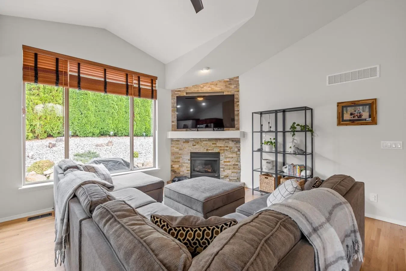 2543 Quail Lane, Kelowna, British Columbia, Canada. - Photo 4