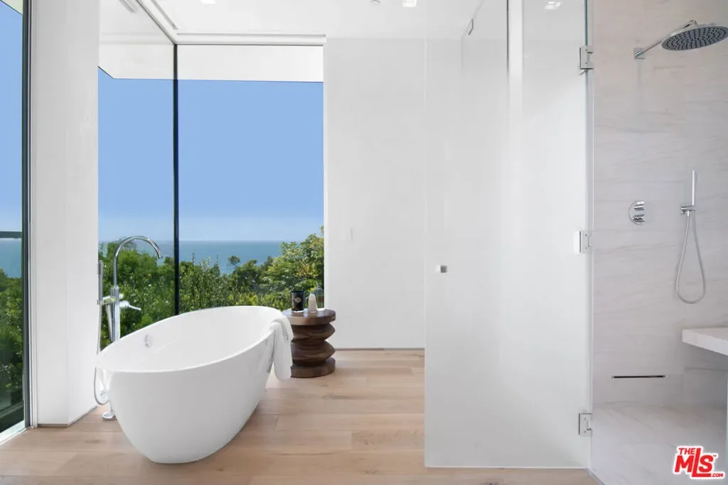 26946 Pacific Coast Hwy, Malibu, California, United States. - Photo 5