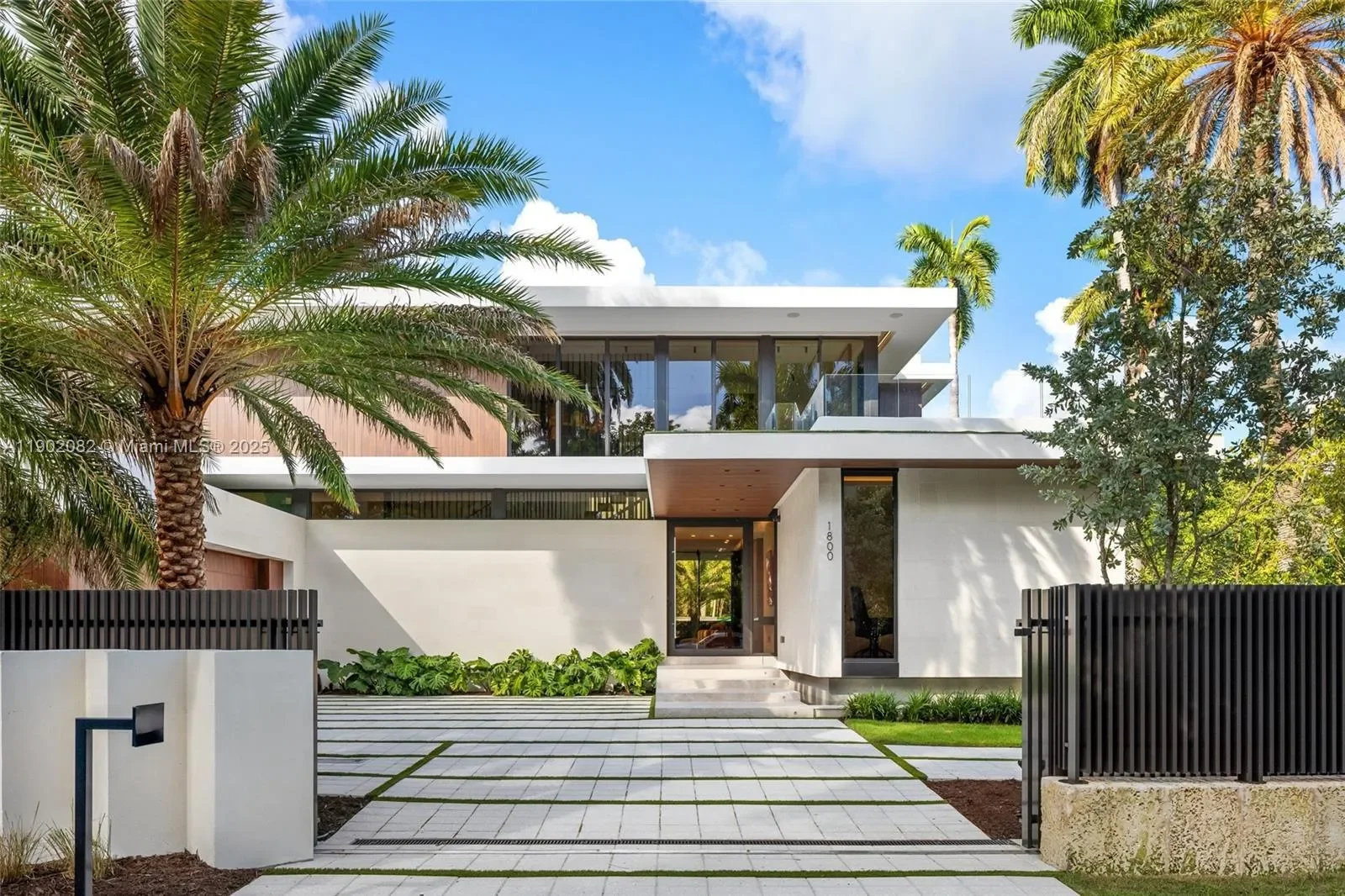 1800 W 27th St, Miami Beach, Florida, United States. - Photo 58