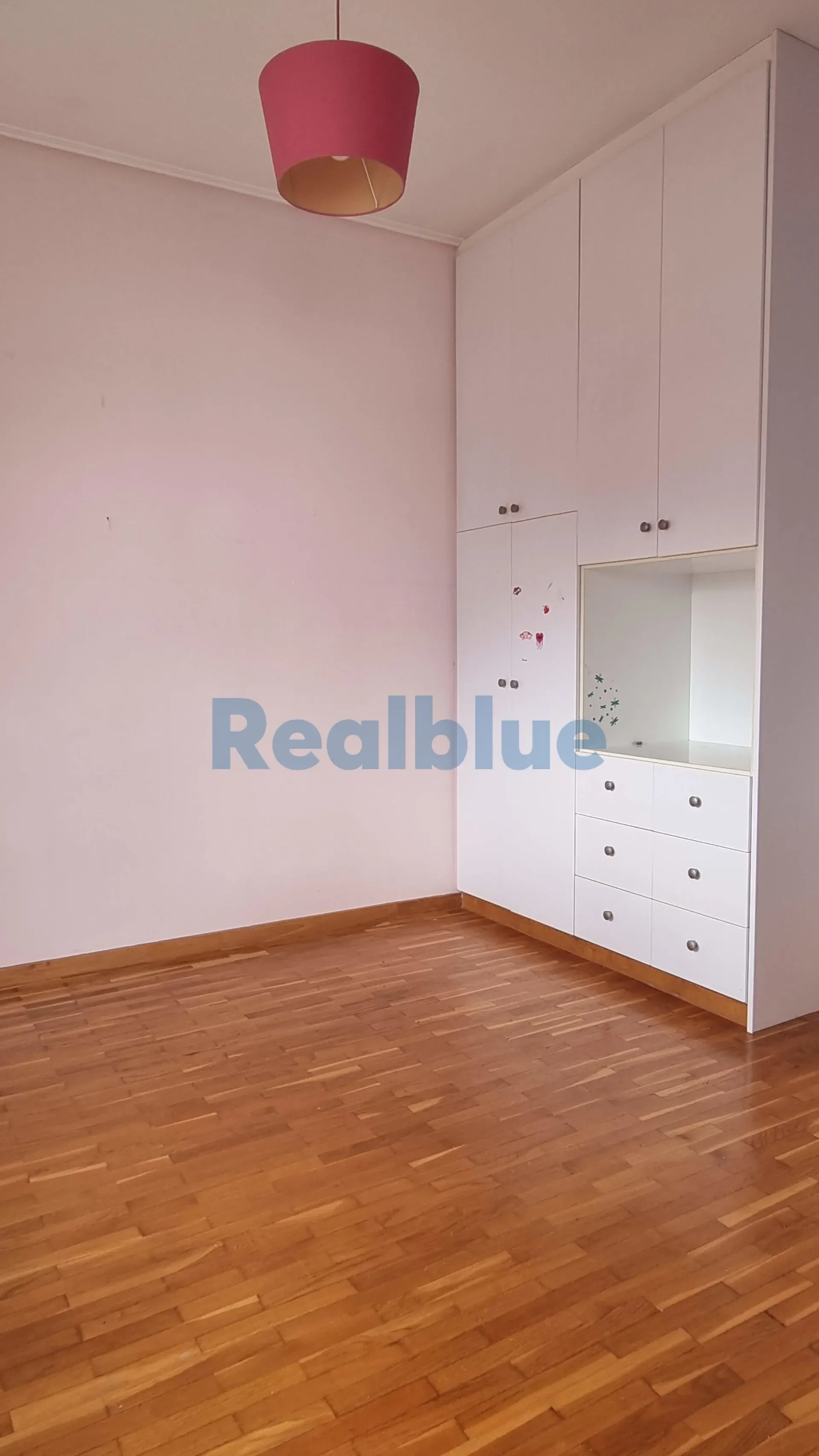 Gallery photo 8