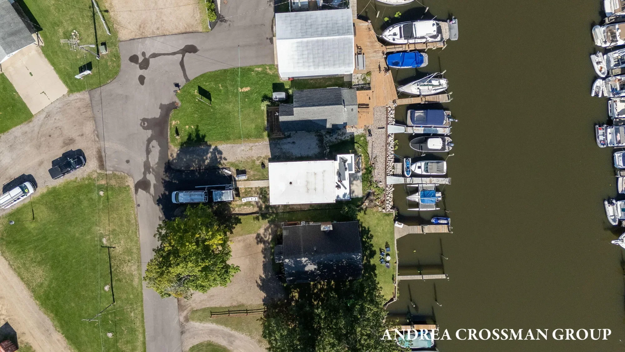 1 N Bailey Avenue , #5, South Haven, MI 49090, South Haven, Michigan, United States. - Photo 21